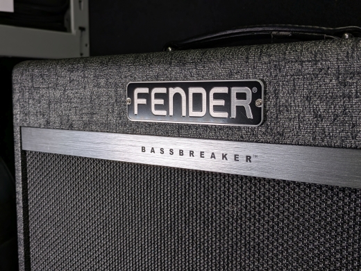 Fender - Bassbreaker 15W - Ltd Gunmetal 2
